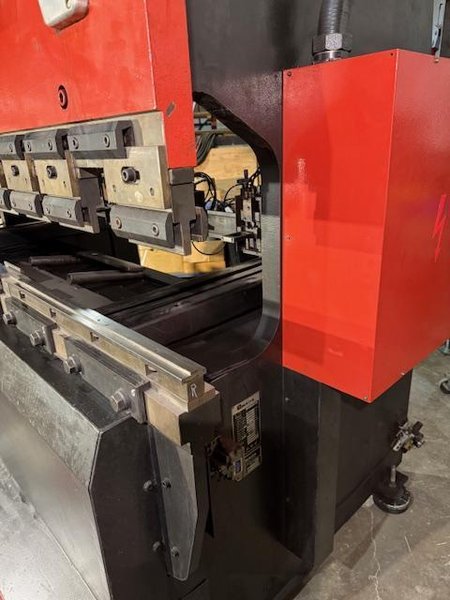 100 Ton x 10′ Amada RG 100S CNC Press Brake, 1991