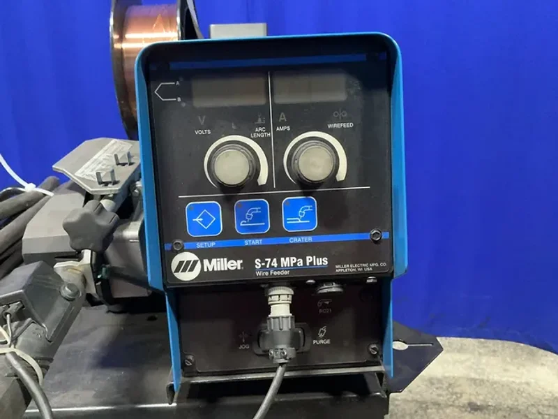 Miller 450 Amp Welder   -  Invision 450 Mpa