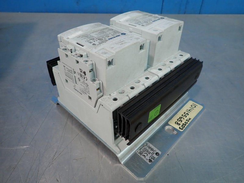 ALLEN BRADLEY 75KW REVERSING CONTACTOR   -  104-E116KD22