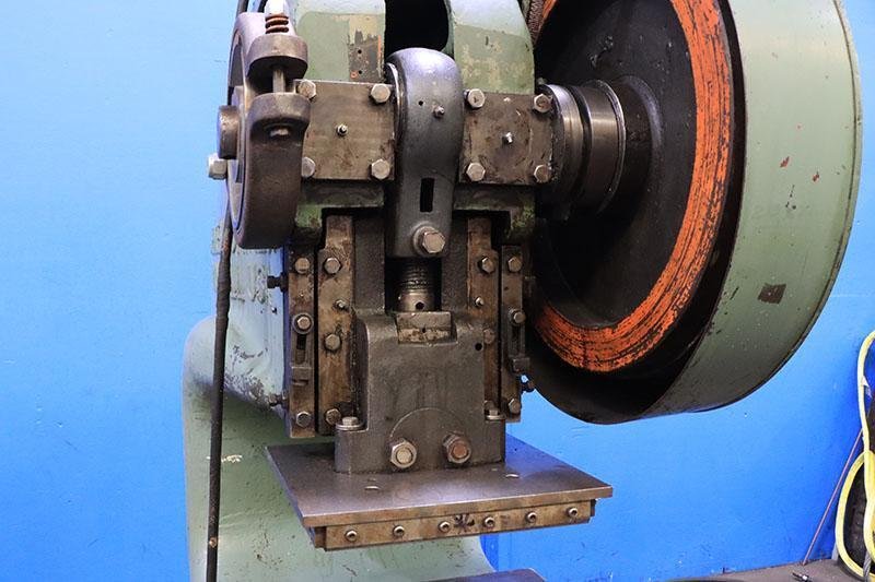 25 TON ROUSSELLE DEEP THROAT GAP FRAME PRESS MODEL 3G