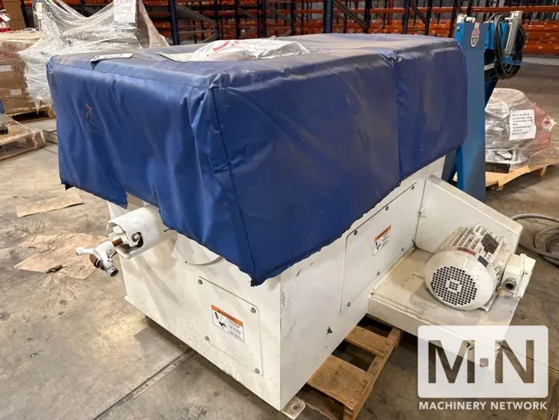 Hammond/CLM Vibetech VHTH -1748 Tub Type Vibratory Finisher