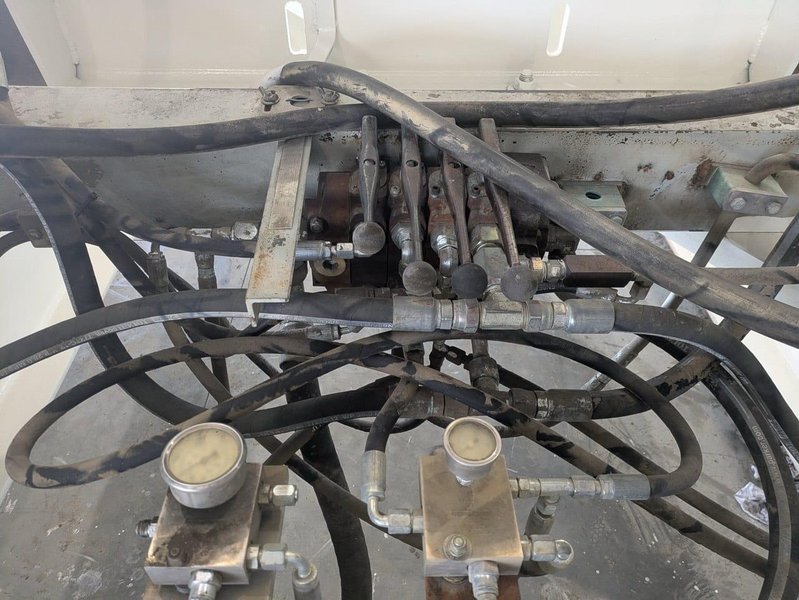 Cambco Model 700 Hydraulic Beam Cambering System, 2007