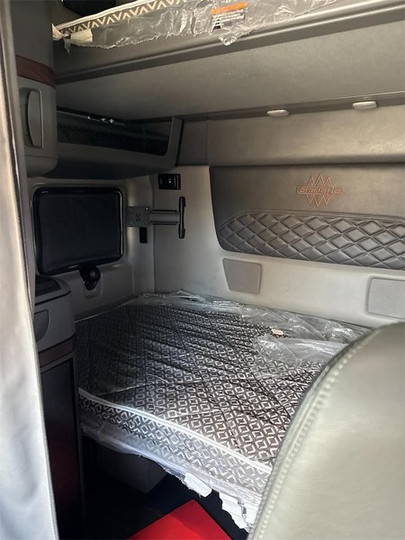 2023 International LT625 3HSDZAPR2PN563626