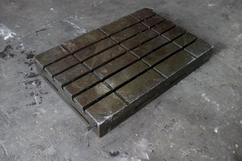 40&quot; X 26&quot; X 5-1/4 DEVLIEG T SLOTTED BOLSTER PLATE: STOCK #76529