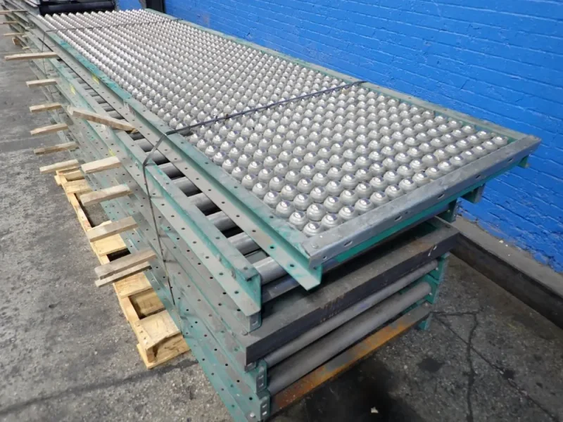 AUTOMATED CONVEYOR SYSTEMS 31" x 120" ROLLER CONVEYOR W/BALL TRANSFER CONVEYOR