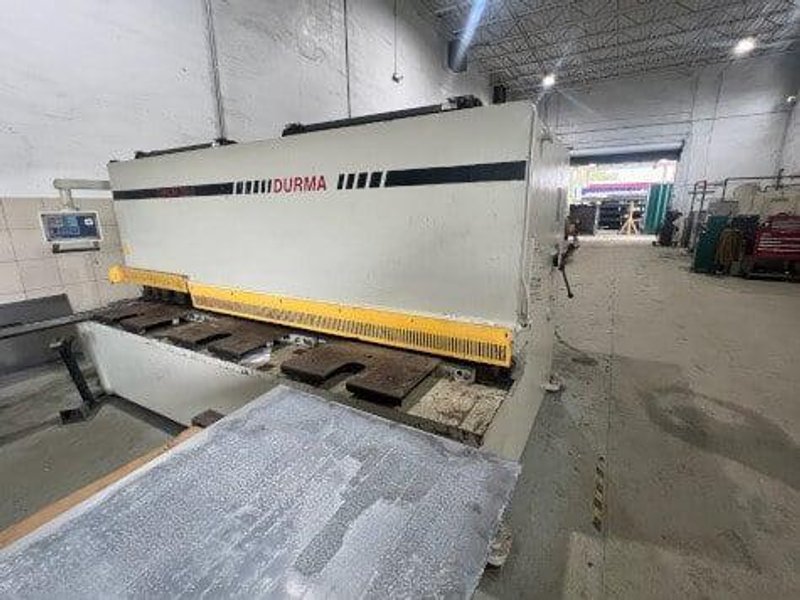 2005 Durma DHGM 3013 Hydraulic Shear (#5354)