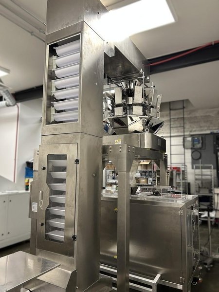 Plan It Packaging Systems Neptune EcoBagger 2600 Pre-Made Pouch