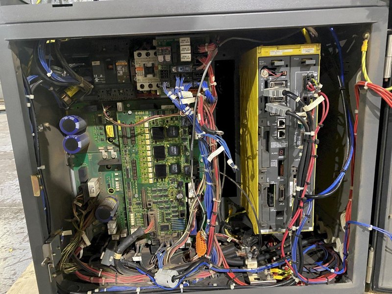 FANUC – ArcMate 100iC/6L w/ R-30iA Controls PARTS ONLY