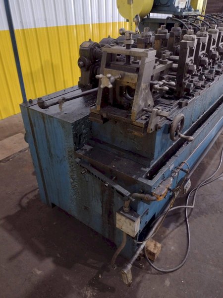 16 STAND X 1.5&quot; X 6&quot; VAN HUFFEL ROLLFORMER: STOCK #10499