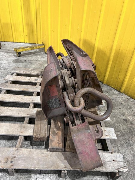 (2) 15 TON CLAMP-CO GIRDER WIDE FLANGE BEAM LIFTING CLAMPS: STOCK #22981