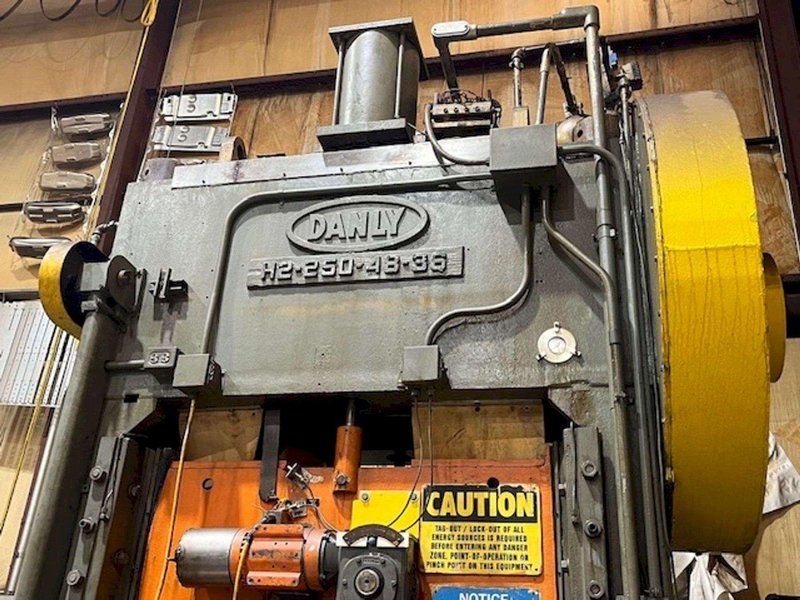 250 TON DANLY MODEL #H2-250-48-36 STRIGHT SIDE PRESS: STOCK #21267