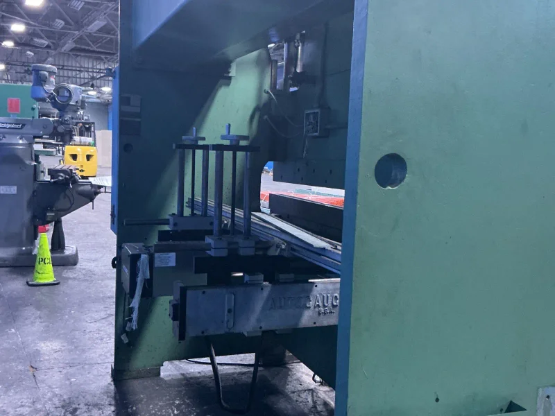 NIAGARA 100 TONS PRESS BRAKE  -  HBM-100-8-10