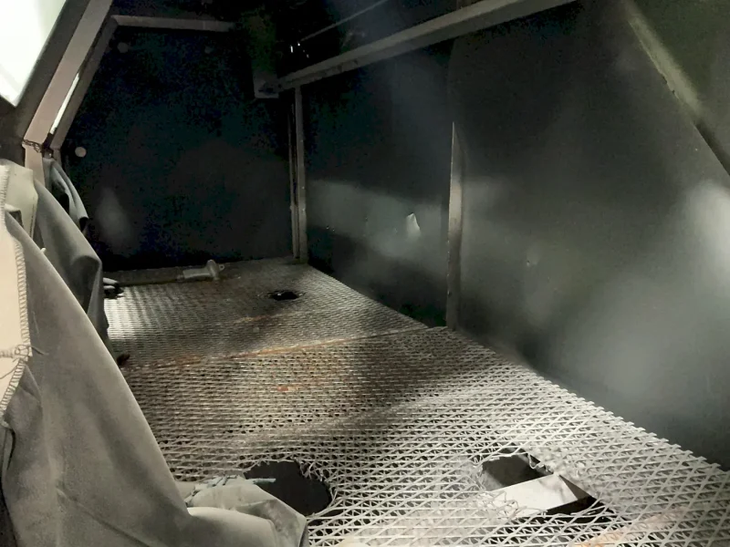 ZERO MFG SAND BLAST CABINET  -  BNP 220
