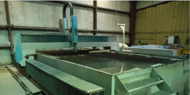 2011 FLOW M4-3060C | Waterjet Cutters