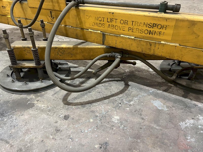 10,000 LBS ANVER 4-PAD VACUUM POWERED SHEET LIFTER: STOCK #20350