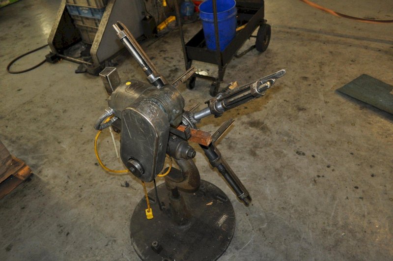 300 LB X 8&quot; LITTELL MOTORIZED UNCOILER