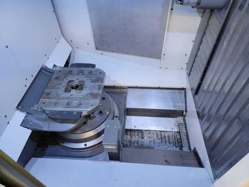 Haas EC-400 Pallet Pool 4-Axis CNC Horizontal Machining Center with 6-Station Pallet Pool, 12,000 RPM Spindle, Full 4th Axis, 100 Station Tool Changer, 1000 PSI Through Spindle Coolant, and Probing.