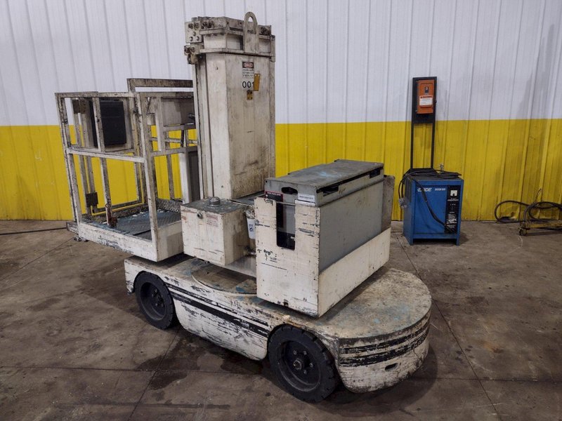 19' HIGH LIFT-A-LOFT MODEL #AMV-20 24 VOLT BATTERY POWERED MOBILE MANLIFT: YOBRO #25280