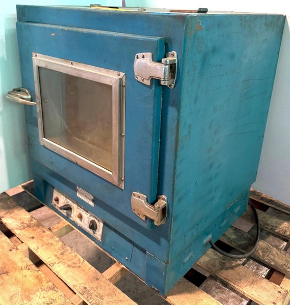 Blue M Electric Oven, Model OV-18A, 18" x 15" x 18" Deep, 550 Degrees F, 1 Phase