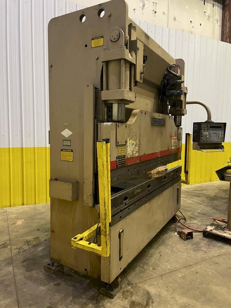 90 TON X 8&#039; CINCINNATI MODEL 90FMIIx6 HYDRAULIC PRESS BRAKE: STOCK #15768
