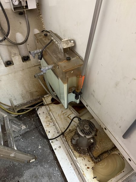 Haas VF-6 VMC, 1997 – 4th Axis Ready, Chip Auger