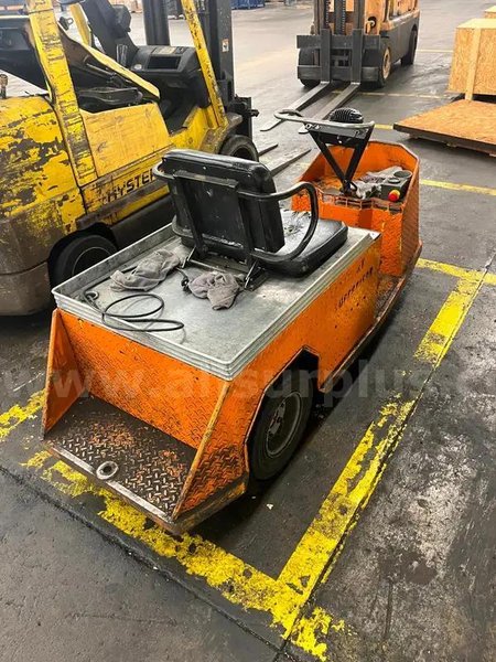 CUSHMAN ELECTRIC SHOP CART. STOCK # 1000925.