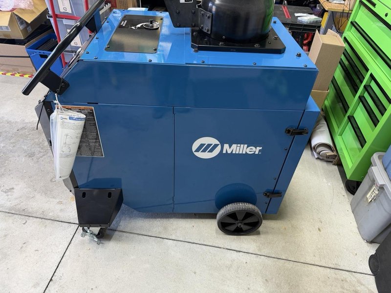 Miller FILTAIR Capture 5 Portable Fume Extraction System with 10′ Extraction Arm