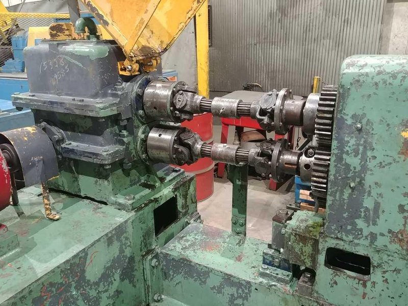 32" x 5.00" x 10,000# Stamco Slitting Line STOCK#3221