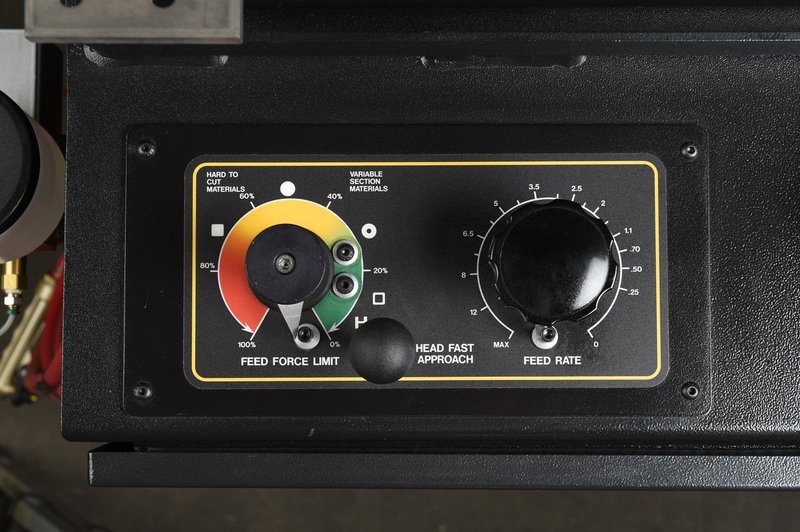 NEW - 22"H x 18"W HYD-MECH VW-18 VERTICAL TILT FRAME BAND SAW