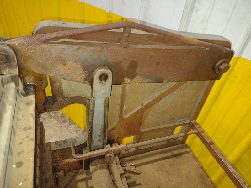 DIACRO MODEL #1 HAND OPERATED PRESS BRAKE: YOBRO #24962