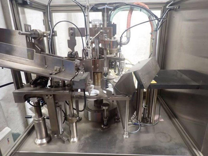 RIGAO RGNF-30B FULL AUTO FILLING &amp; SEALING MACHINE  -  RGNF30B
