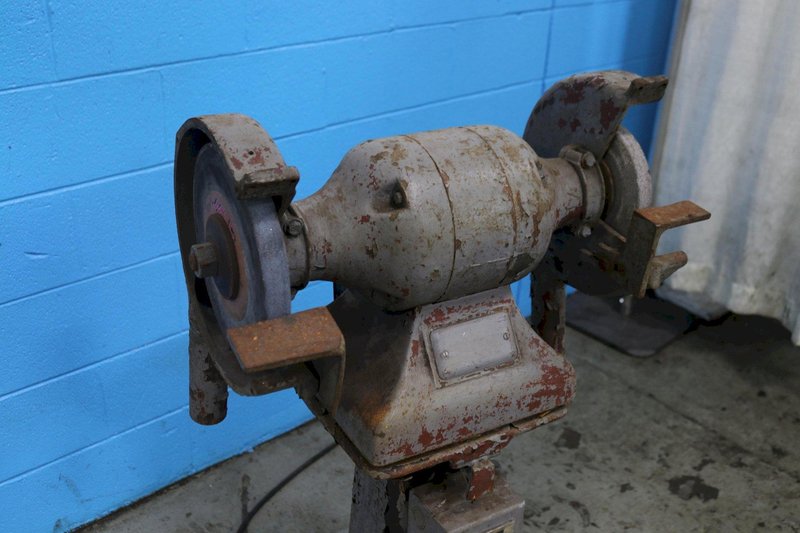 9" US INDUSTRIES DOUBLE END GRINDER: STOCK #73822