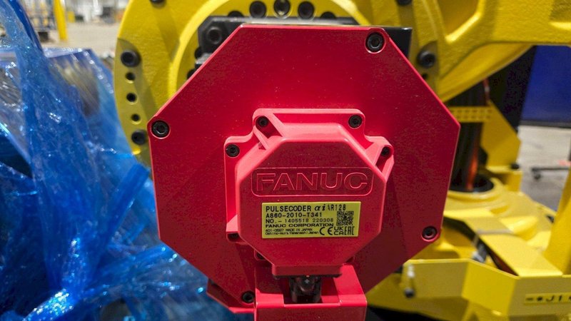 FANUC M-410iC/185 + R-30iB PLUS ROBOT AND CONTROLLER NEW