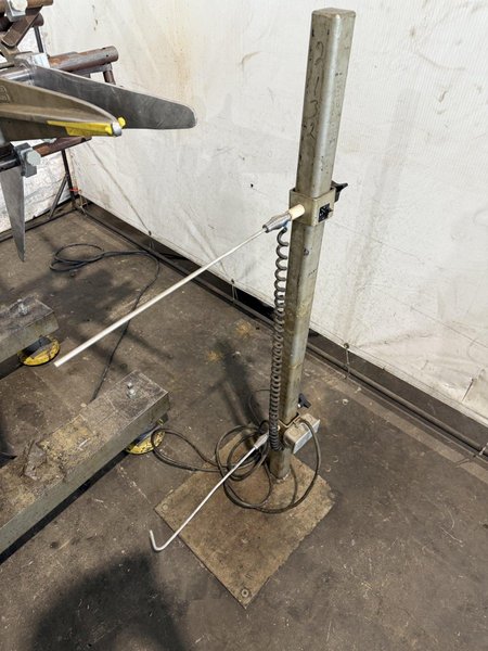 2,000 LB. X 18&quot; JACO VARIABLE SPEED UNCOILER. STOCK # 0779725