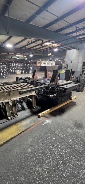 30" X 25" HEM WF160LA-DC AUTOMATIC BANDSAW. STOCK # 0757926