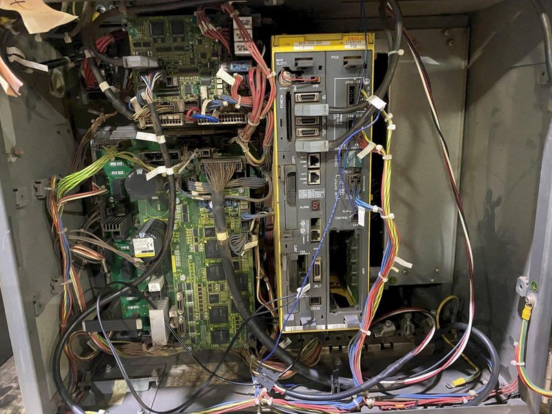 FANUC – ArcMate 100iC/6L w/ R-30iB Controls PARTS ONLY