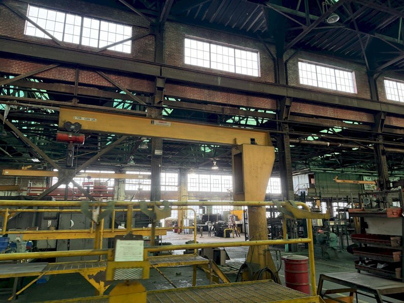 2 TON X 12' ABELL-HOWE JIB CRANE WITH BUDGIT HOIST. STOCK  # 0876826
