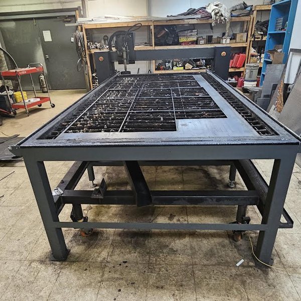 TRU CUT CNC PLASMA CUTTING TABLE W/ HYPERTHERM PLASMA CUTTER. STOCK # 0560325.
