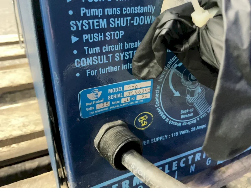 NOAH PRECISION CHILLER  -  2002