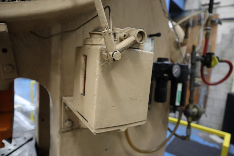 Bliss 21-1/2 OBI Punch Press, 60 Ton Back Geared, 3.75" Stroke, Air Clutch Brake