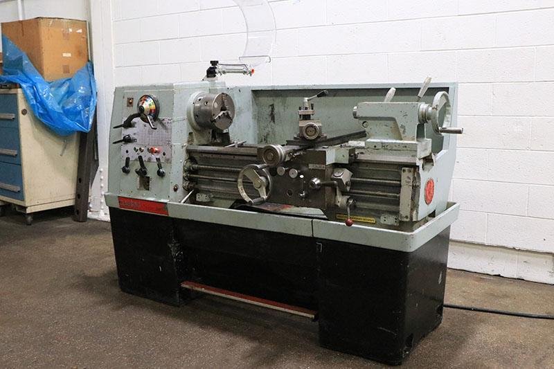15&quot; x 30&quot; CLAUSING-COLCHESTER ENGINE LATHE MODEL: 8030