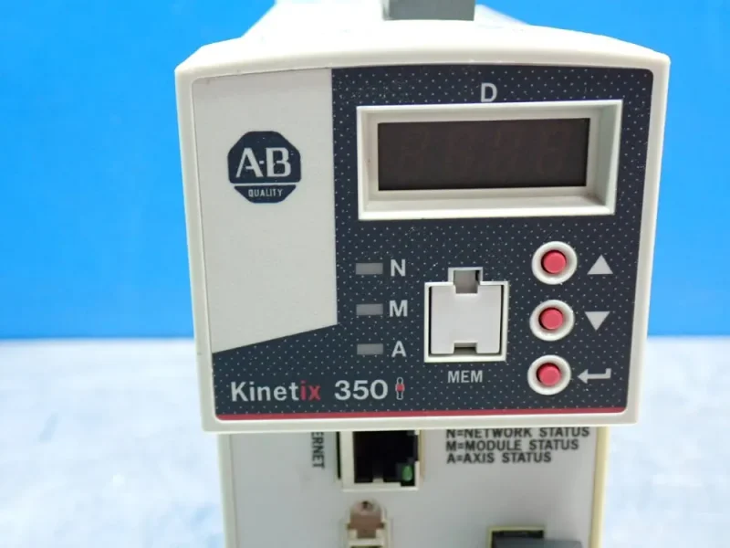 ALLEN BRADLEY 1.0KW, 2.0A OUTPUT, 2.7A INPUT KINETIX SERVO DRIVE  -  2097-V34PR3-LM