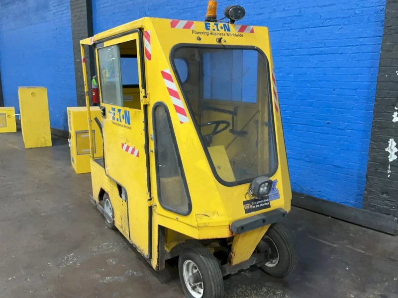 MOTREC 700 LBS ELECTRIC UTILITY TUG   -  E-290