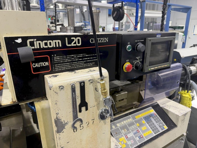 1993 CITIZEN MODEL #L-20 SWISS CNC LATHE : YOBRO #25106