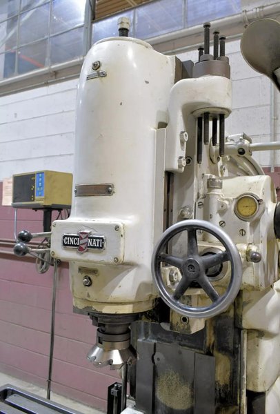 CINCINNATI NO. 2 VERTICAL MILL. STOCK # 0756226