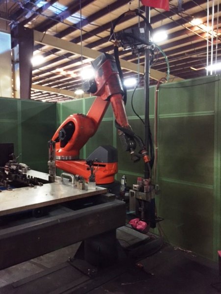 CLOOS MODEL QIROX ROBOTIC WELDING POSITIONER