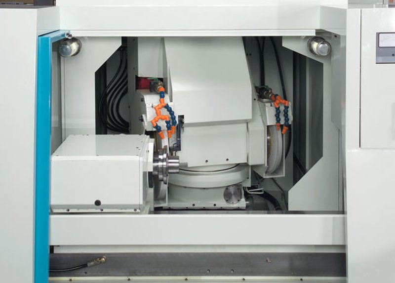 NEW SHIGIYA GSU-40 UNIVERSAL CYLINDRICAL GRINDER