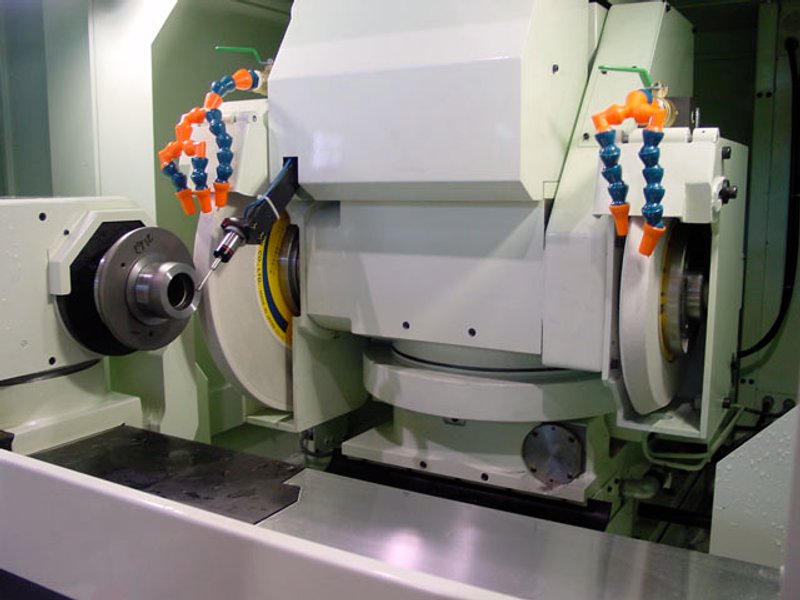 NEW SHIGIYA GSU-40 UNIVERSAL CYLINDRICAL GRINDER