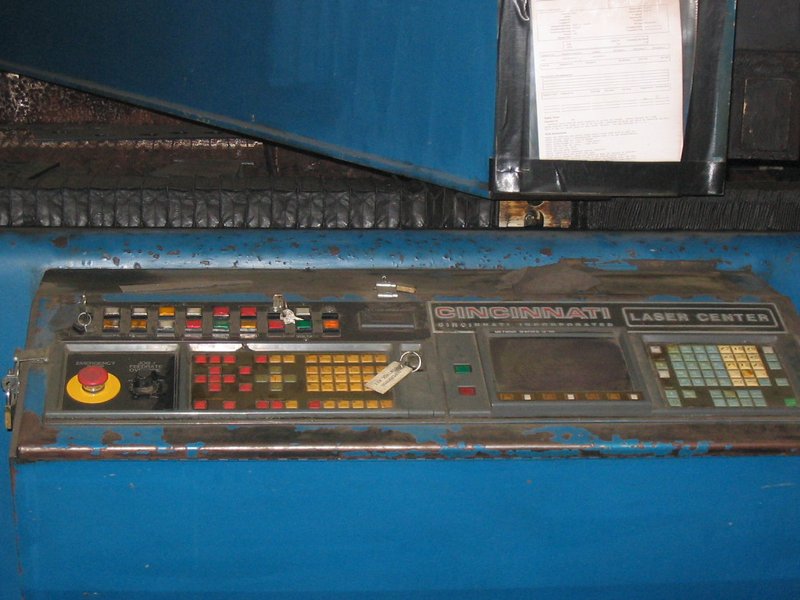 2000 WATT CINCINNATI CL-7 LASER CUTTING MACHINE WITH (2) 6&#039; x 12&#039; PALLETS