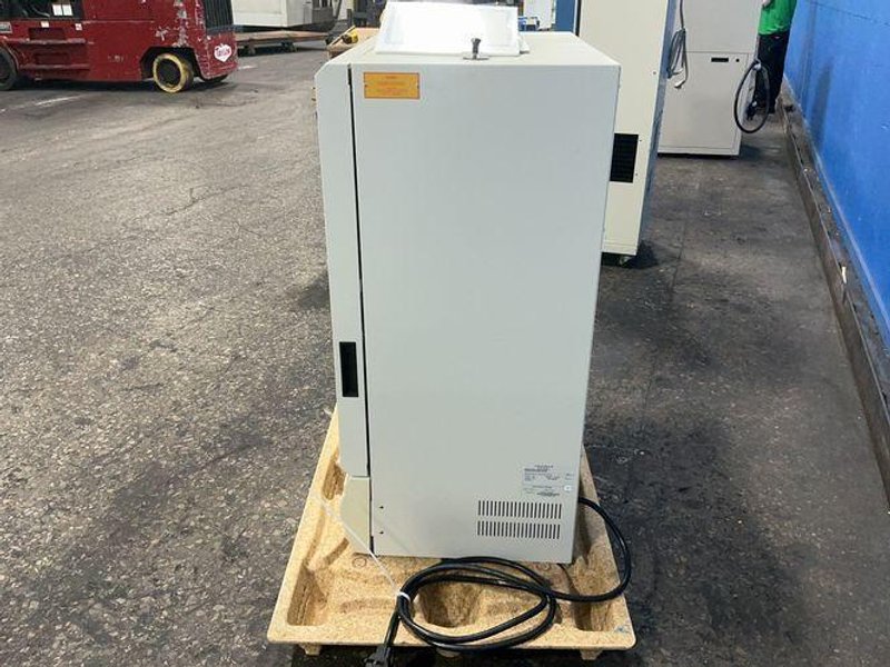 Lindberg/blue M 260° C Electric Gravity Oven - Go1350a-1